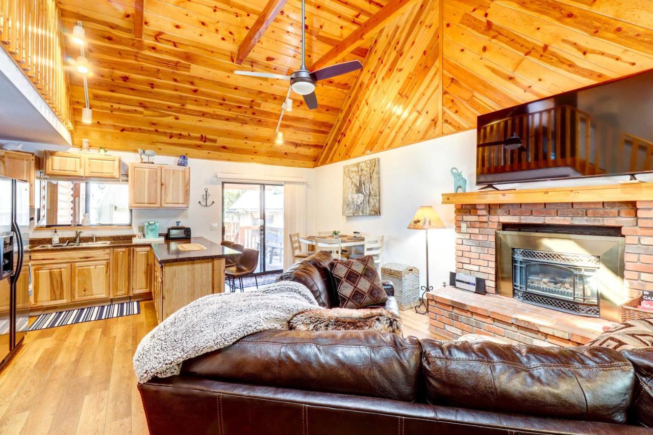 Lakeside Cabin Rental With Hot Tub - Close To Hiking 派托普湖畔 外观 照片