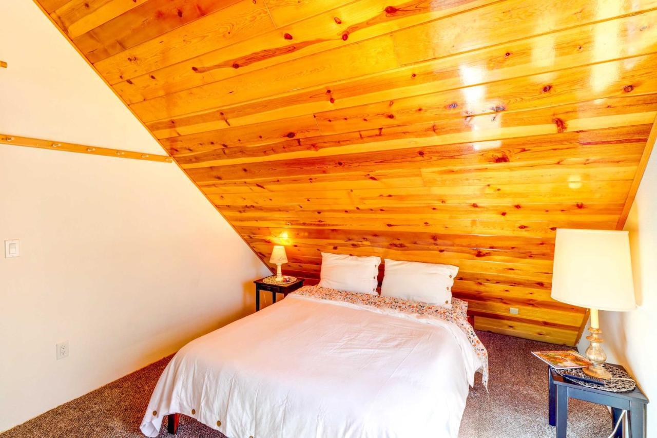 Lakeside Cabin Rental With Hot Tub - Close To Hiking 派托普湖畔 外观 照片