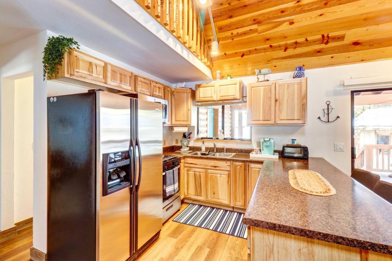 Lakeside Cabin Rental With Hot Tub - Close To Hiking 派托普湖畔 外观 照片